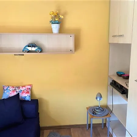 Апартаменты Tiny House Mit Klima Und Heizung, In Idyllischer Ortsrandlage